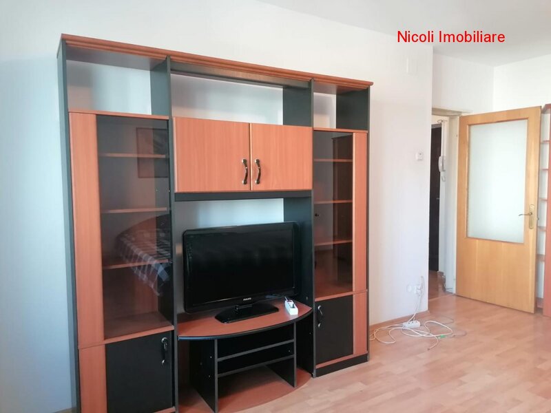 Nerva Traian, aproape de bloc Loto,